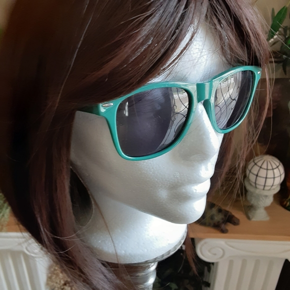 BAYLOR UNIVERSITY, Sunglasses - Picture 3 of 8